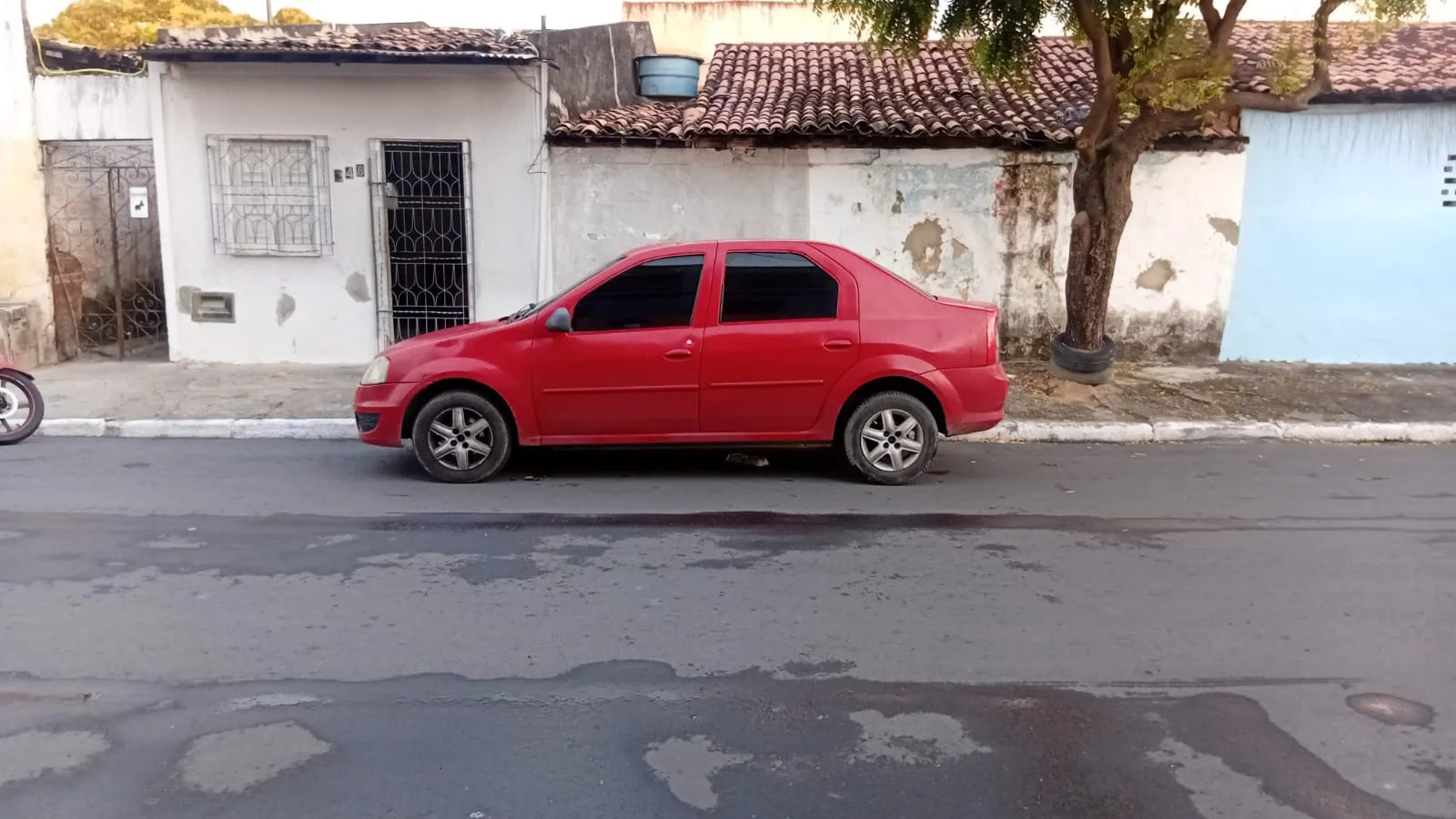 Foto do anúncio Renault Logan 2012 1.0 Completo
